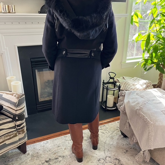 Dino Gaspari 100% Angora coat withh leatherr trim - Picture 2 of 5